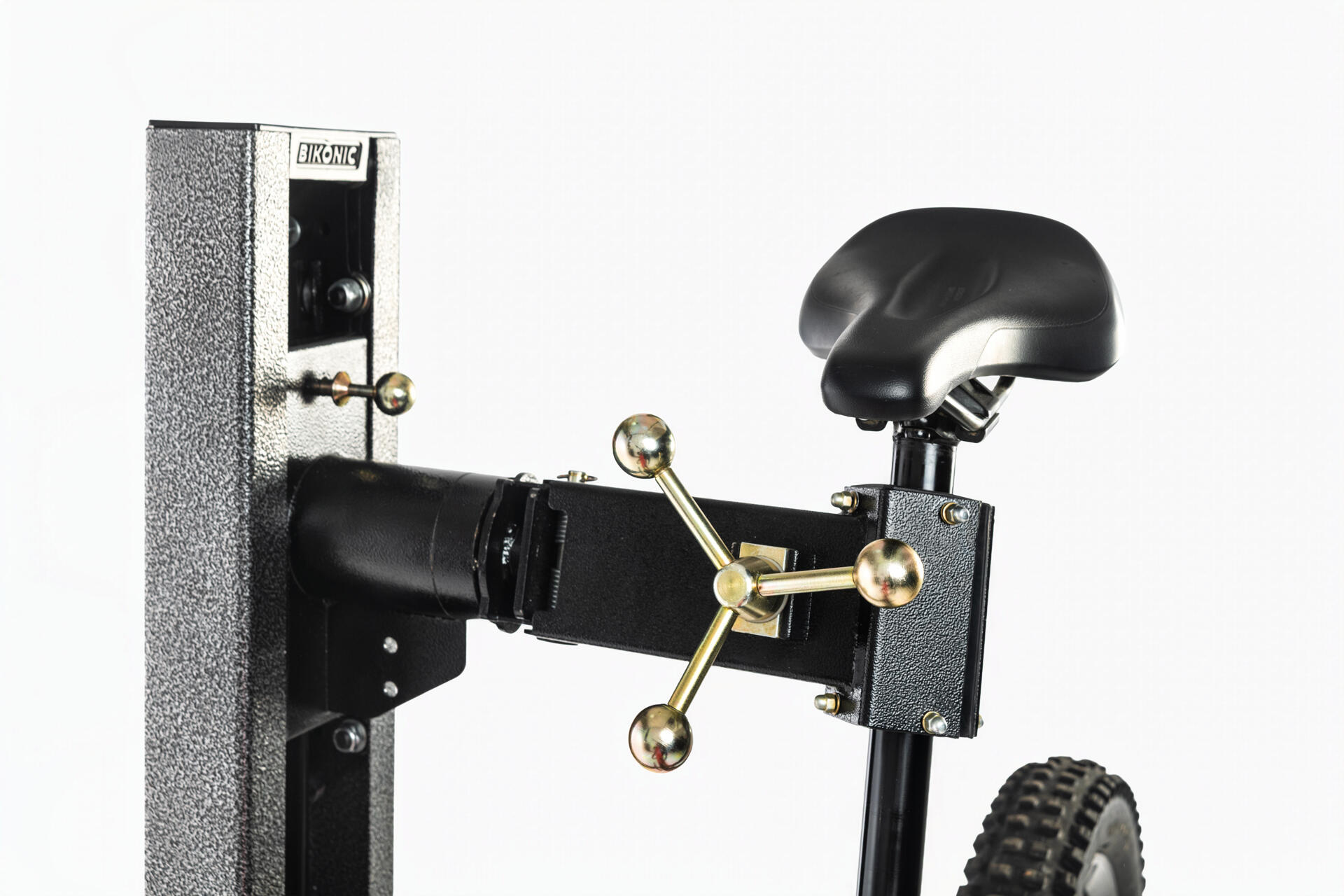 Bikonic gas stand workshop detail
